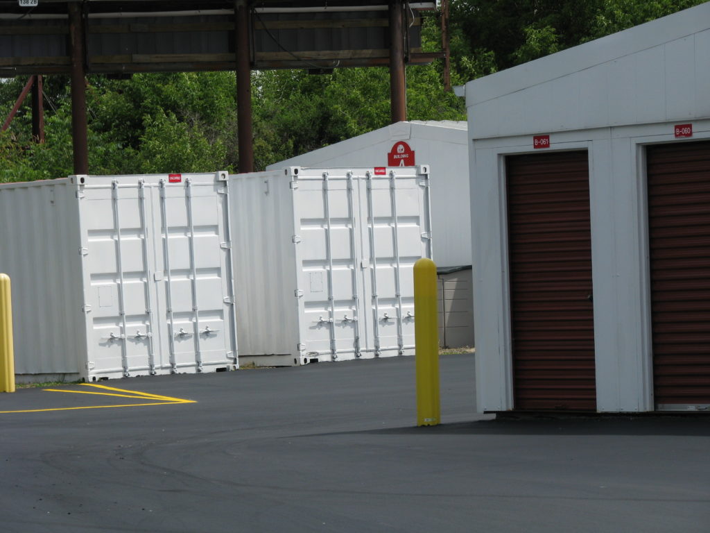 Access to storage units