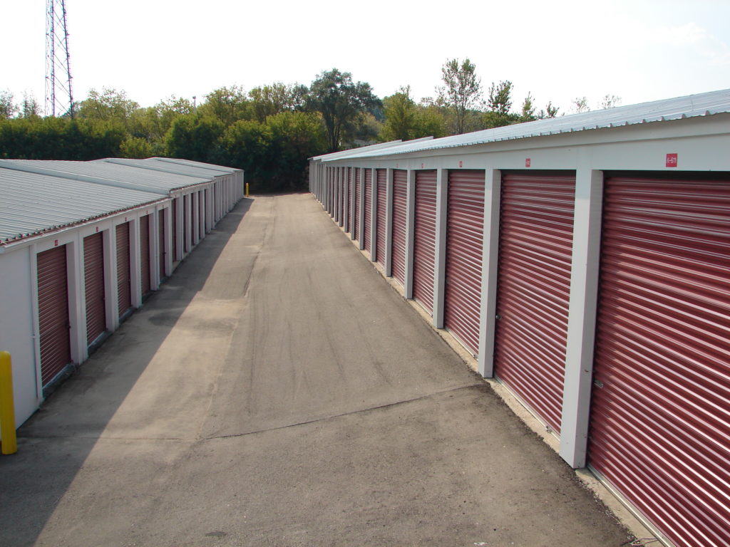 Large and small self storage units
